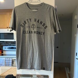 Gray Dirty Hands Clean Money Men's Short Sleeve Tee